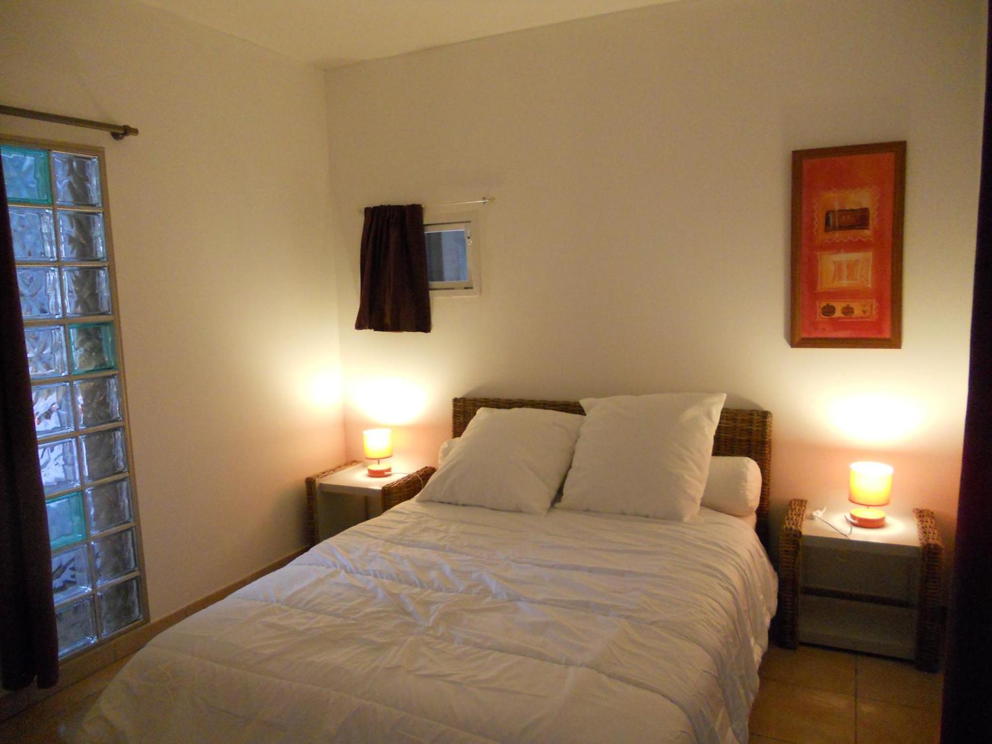 Independant Avec Jardin Apartment Saint-Gilles (Gard)
